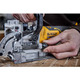 Фрезер аккумуляторный бесщёточный DeWALT DCW682NT