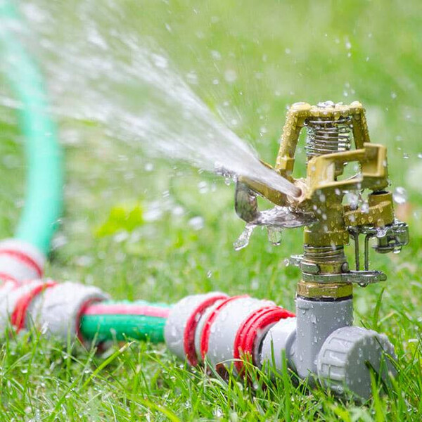 Дощувальний пристрій пульсуючий з повною/частковою зоною поливу на кілку, круг/сектор поливу до 12 м, Brass,