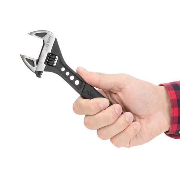 Ключ розвідний 200мм кований, рукоятка TPR, HRC 40 ~ 50, Cr-V STORM INTERTOOL XT-0075