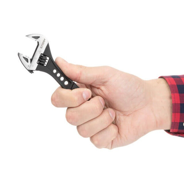 Ключ розвідний 150мм кований, рукоятка TPR, HRC 40 ~ 50, Cr-V STORM INTERTOOL XT-0070