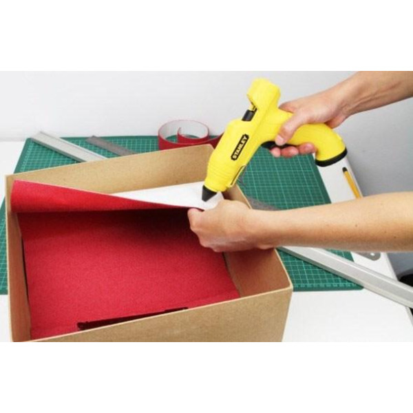 Клейовий пістолет Stanley 6-GR90