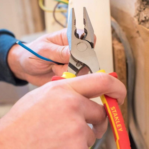 Плоскогубці електрика Stanley "MaxSteel VDE 1000V" L=200мм.