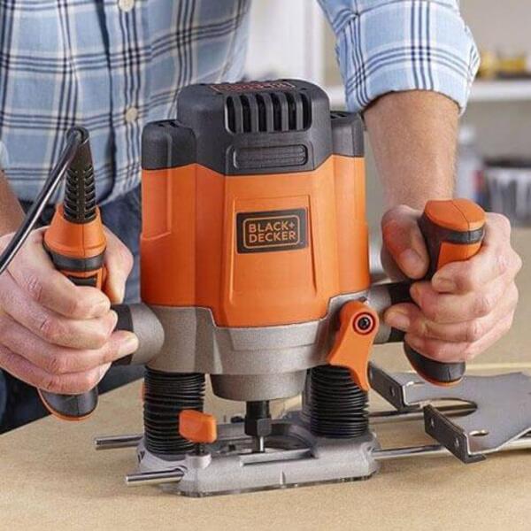 Фрезер сетевой BLACK+DECKER KW1200E
