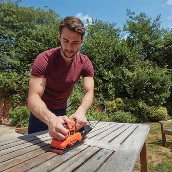 Вібраційна шліфмашина Black&Decker BEW220, 150 Вт, 90х187 мм