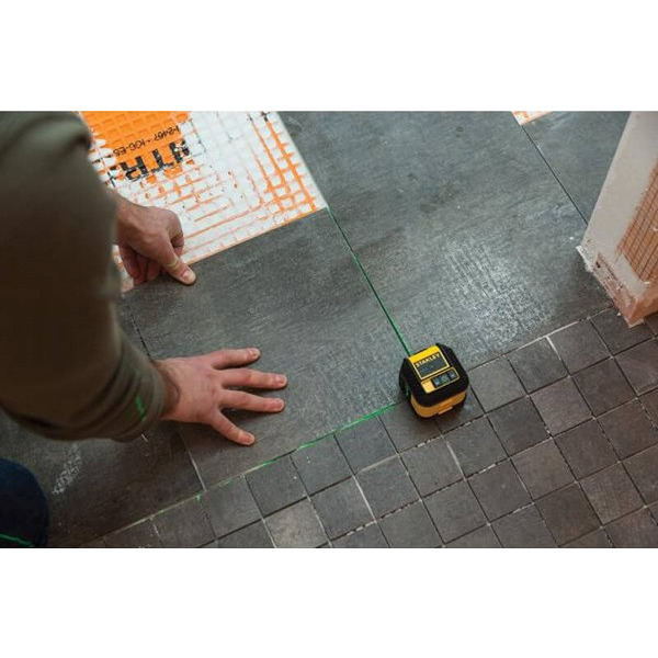 Лазерний рівень Stanley Cross90 зелений промінь STHT77592-1