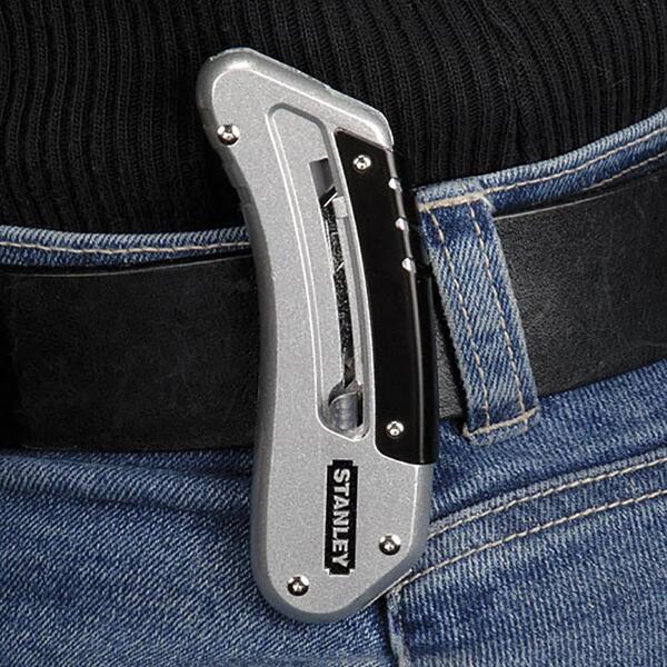 Нож STANLEY 0-10-810