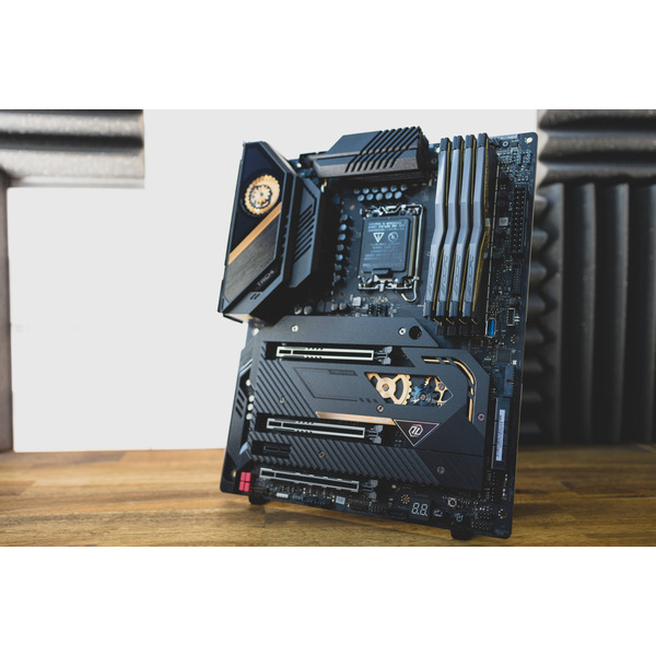 Оперативна пам'ять OCPC MMPT2K32GD566C32BL