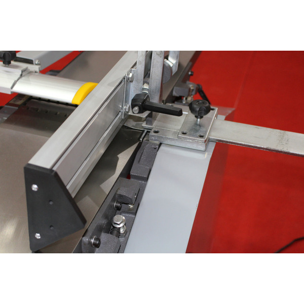 Фугувально-рейсмусовий верстат Holzmann HOB 260NL