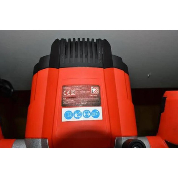 Ручний фрезерний верстат Holzmann OBF 1200