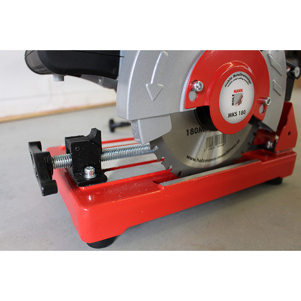 Дисковая пила по металлу Holzmann MKS 180