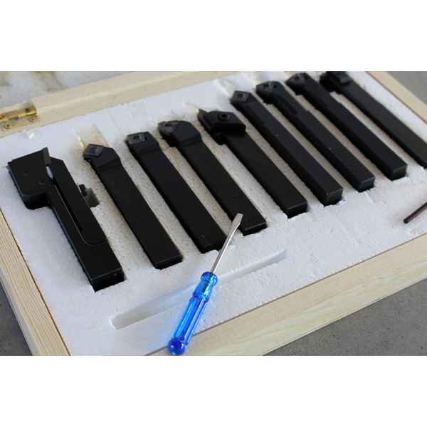 Резцы токарные КОМПЛЕКТ из 9 шт 12 мм Holzmann 9TLG12