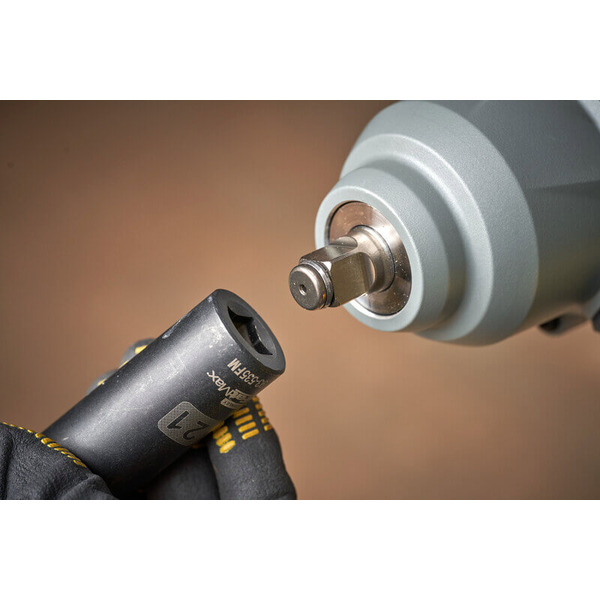 Гайковерт ударний акумуляторний STANLEY FATMAX SFMCF940B