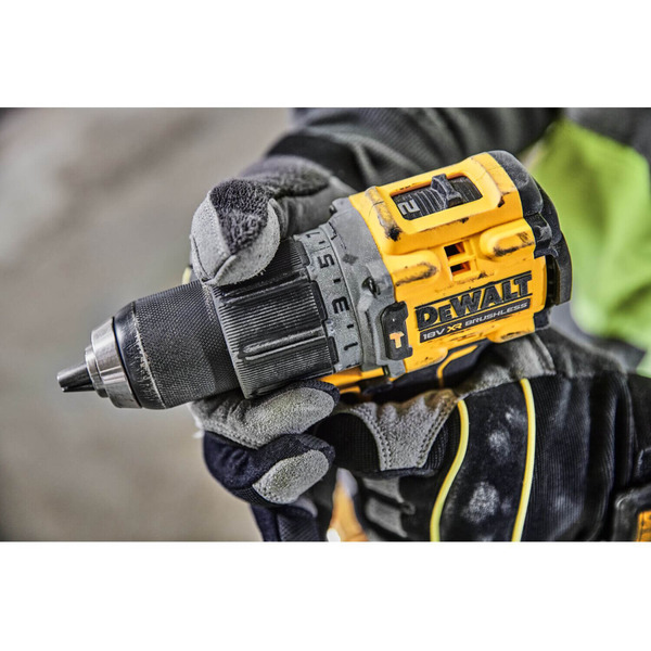 Дриль-шурупокрут акумуляторний безщітковий ударний DeWALT DCD805P2T