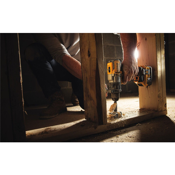 Дриль-шурупокрут акумуляторний безщітковий ударний DeWALT DCD996P3