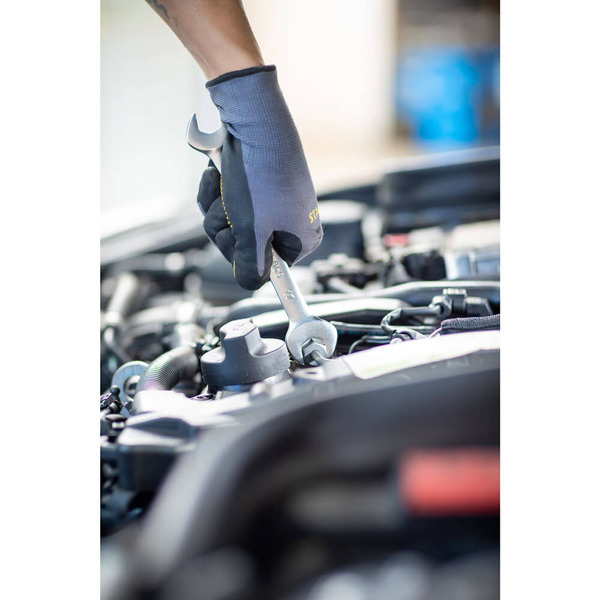 Ключ гайковий ріжковий, метричний розмір 12 x 13 мм STANLEY FMMT13067-0