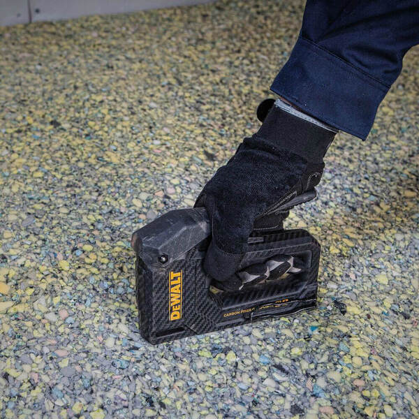 Степлер DeWalt CARBON FIBRE для скоб типу G 6-14 мм, цвяхів типу J 12, 15 мм (DWHT80276-0)