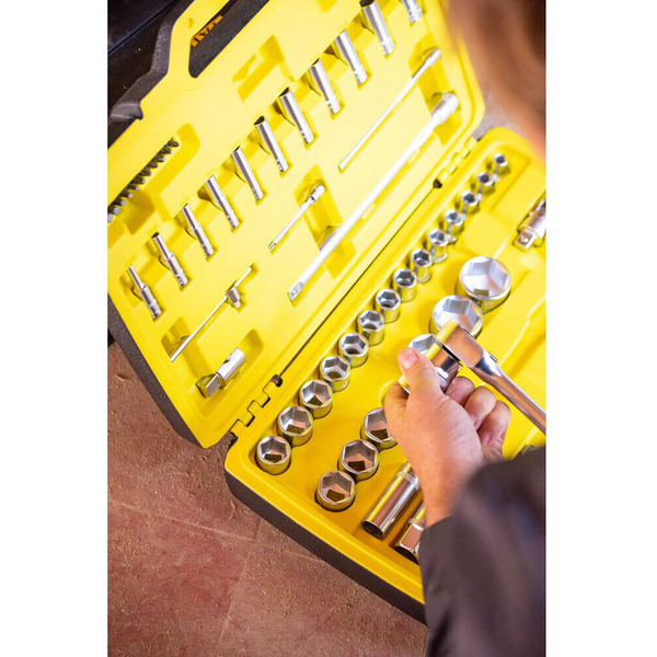 Набір голівок торцевих 1/4, 1/2 MaxiDrive, 81 предмет STANLEY FMMT82826-1