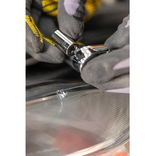 Набір головок торцевих 1/4 з одинадцяти предметів STANLEY STMT82666-0