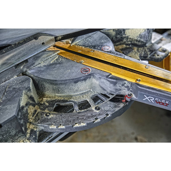 Монтажна пилка DeWALT DCS727N