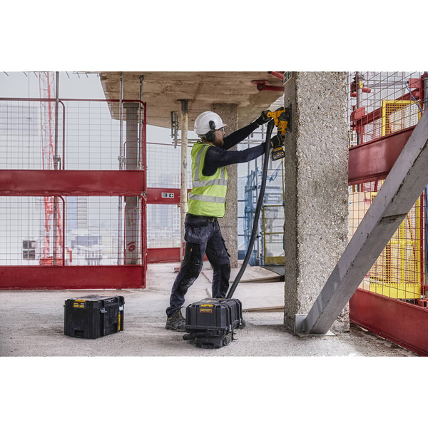 Штроборез аккумуляторный бесщёточный DeWALT DCG200NT