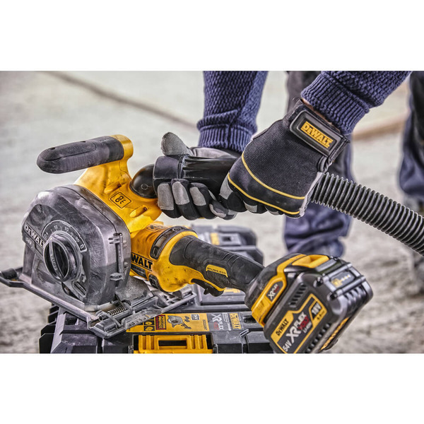 Штроборез аккумуляторный бесщёточный DeWALT DCG200T2