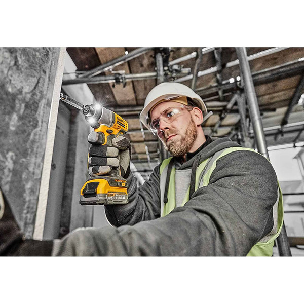 Шурупокрут ударний акумуляторний безщітковий DeWALT DCF840NT