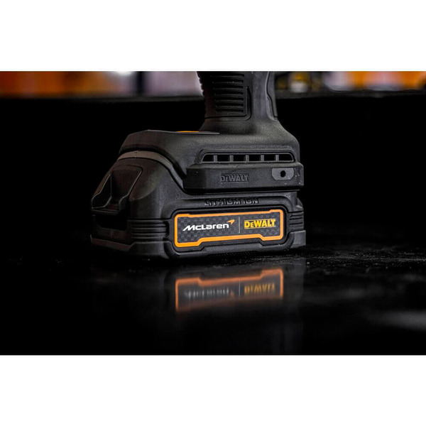 Шурупокрут ударний McLaren F1 TEAM LIMITED EDITION DeWALT DCF85ME2GT