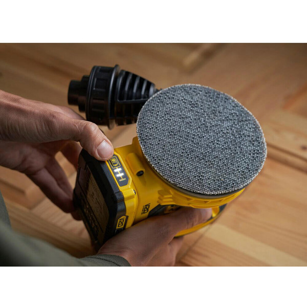 Шліфмашина ексцентрикова акумуляторна безщіткова STANLEY FATMAX SFMCW220D1S