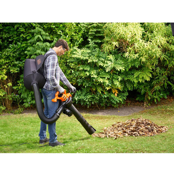 Електричний садовий пилосос BLACK+DECKER BEBLV290