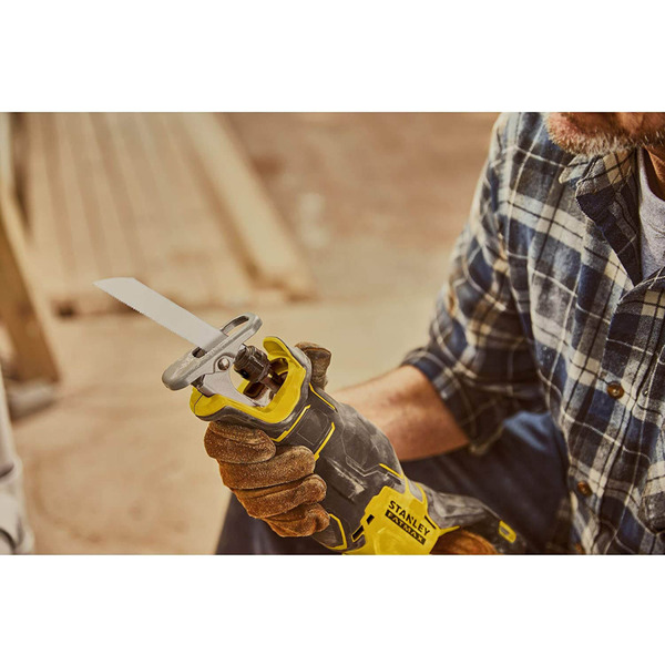 Пила шабельна акумуляторна STANLEY FATMAX SFMCS310B