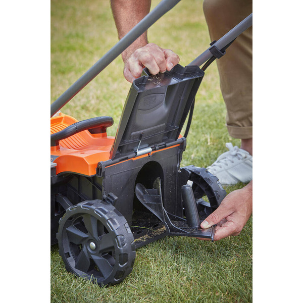 Газонокосарка BLACK+DECKER BCMW3318L2