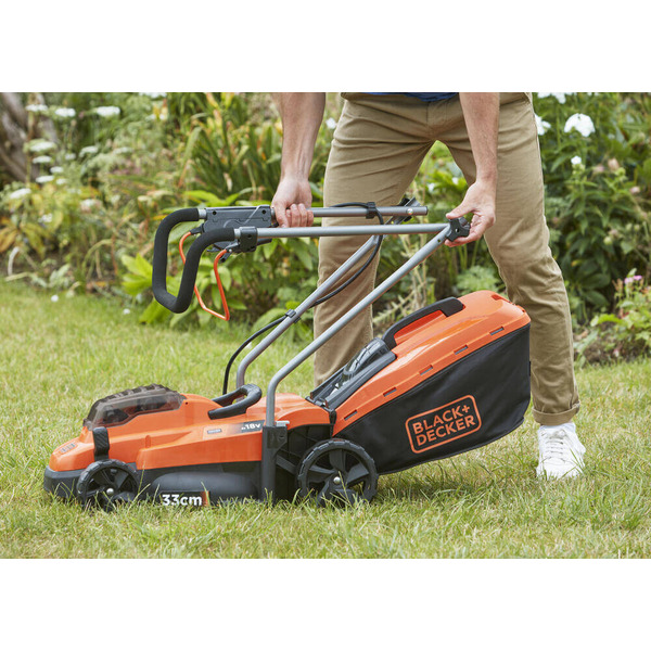 Газонокосарка BLACK+DECKER BCMW3318L2