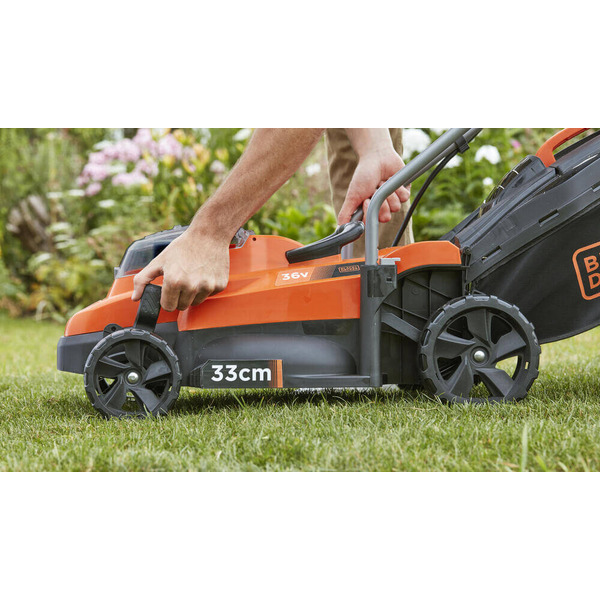 Газонокосилка аккумуляторная BLACK+DECKER BCMW3336L1