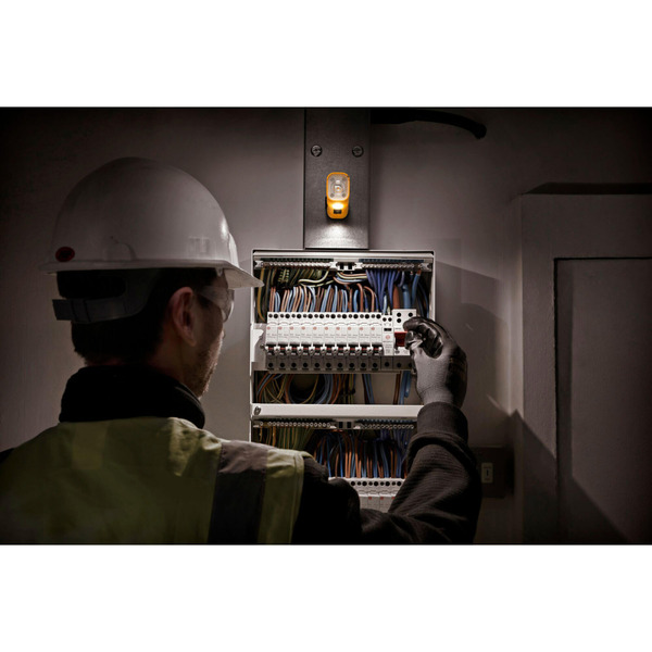 Ліхтар DeWALT DCL183