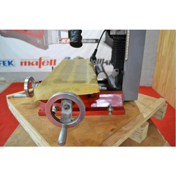 Фрезерний верстат Hozmann BF 20V