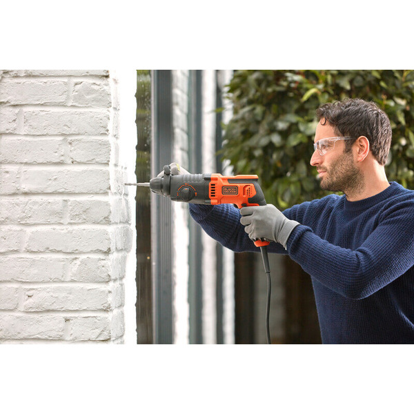 Перфоратор сетевой SDS-Plus BLACK+DECKER BEHS01