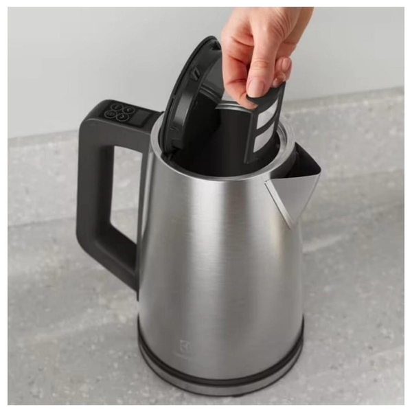 Чайник ELECTROLUX E5K1-6ST