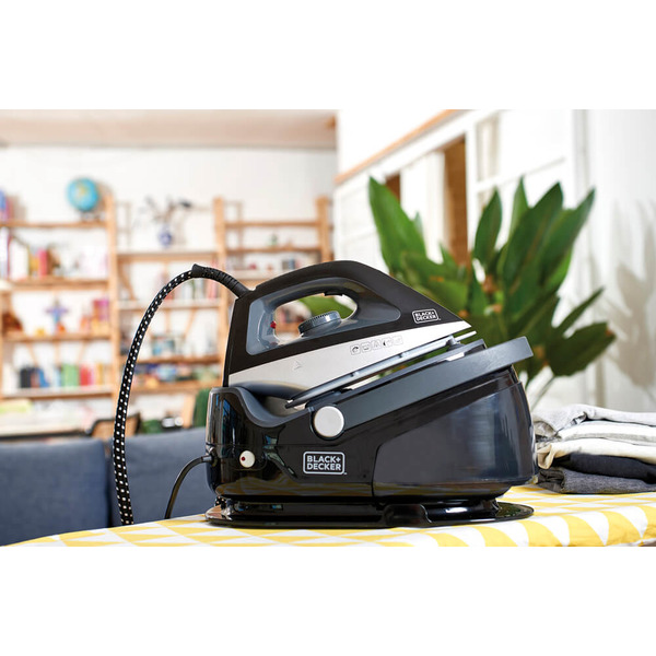 Утюг с парогенератором BLACK+DECKER BXSS2200E