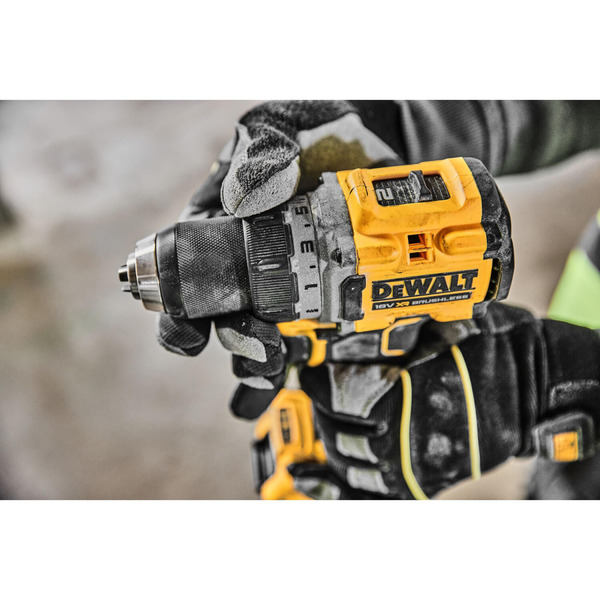 Дриль-шуруповерт акумуляторна безщіткова DeWALT DCD800H2T