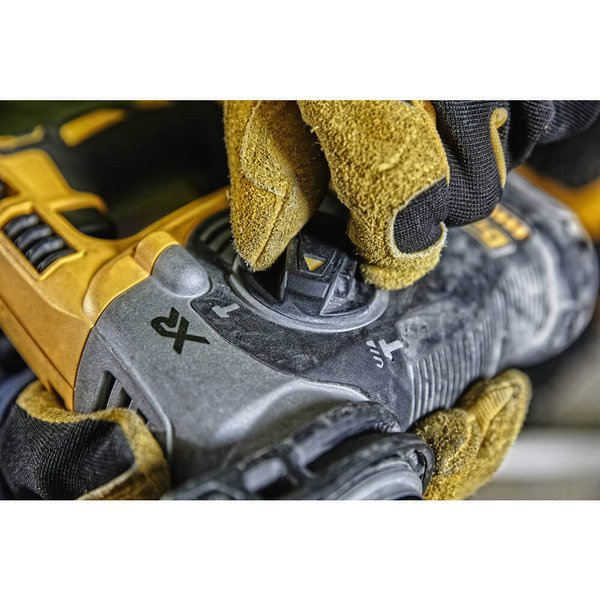 Перфоратор SDS-Plus DeWALT DCH274N