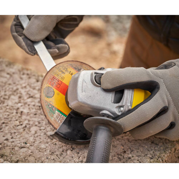 Шліфмашина кутова - болгарка мережева STANLEY FATMAX FMEG225VS