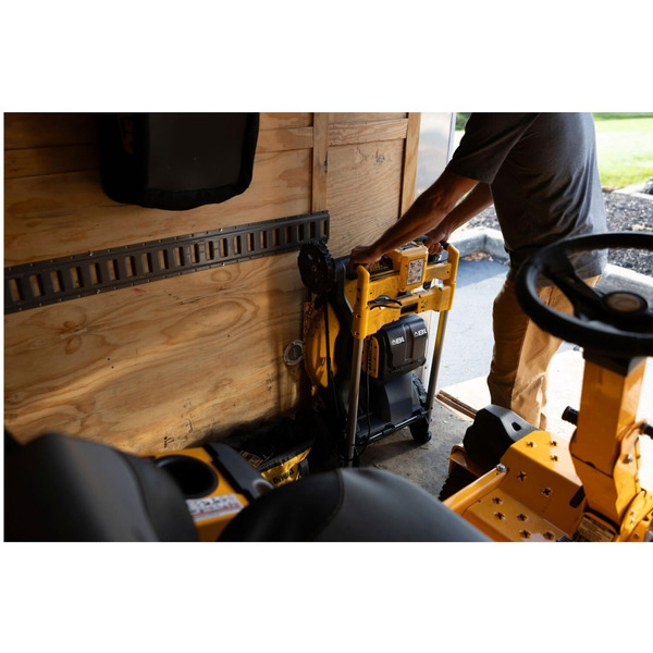 Газонокосарка DeWALT DCMWSP156N