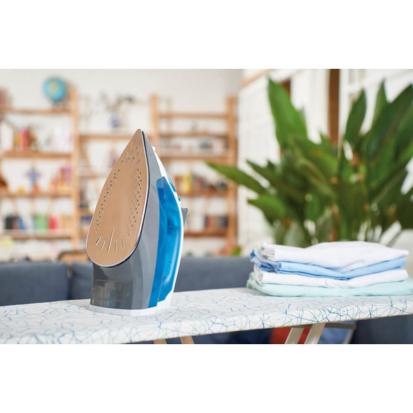 Праска BLACK+DECKER BXIR2200E