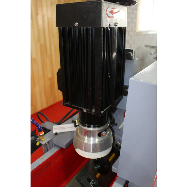 Верстат для автоматичного заточування плоских ножів Holzmann HMS 700