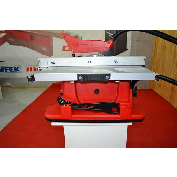 Циркулярна пила Holzmann TK 255