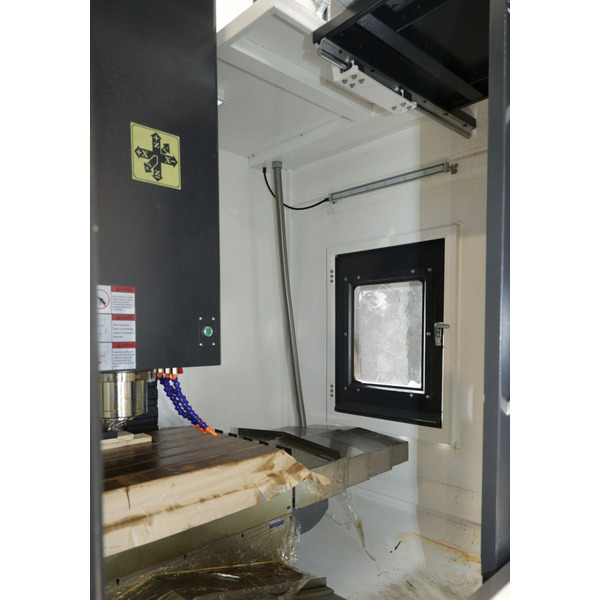 Оброблювальний центр з ЧПК MAST MM 855 S24