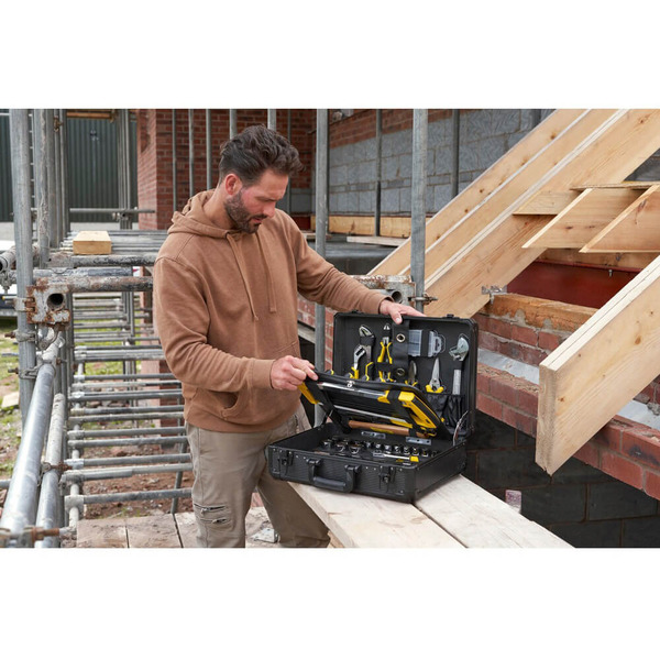 Набір інструментів з 142 предметів STANLEY STMT98109-1