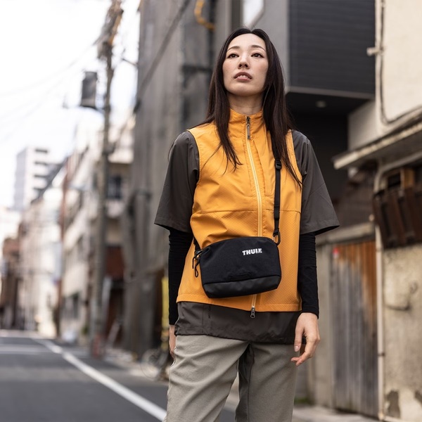 Наплічна сумка Thule Paramount Crossbody 2L (Black) (TH 3205005)