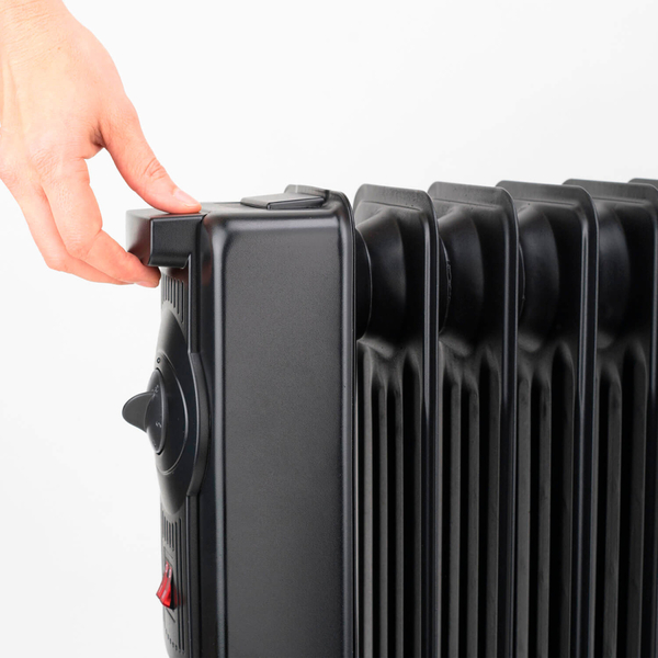 Обогреватель масляный BLACK+DECKER BXRA1500E