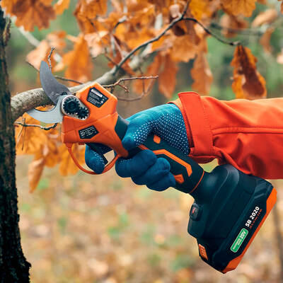 Акумуляторний секатор SEQUOIA SBP2030B